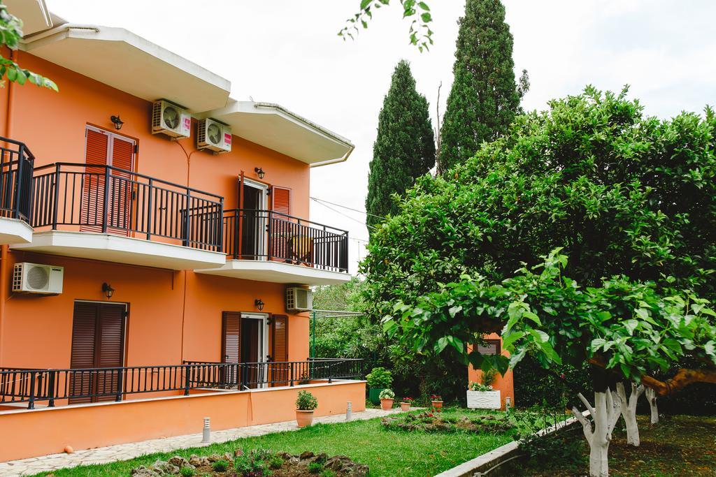 Aspa'S Apartments Dassia  Exterior foto